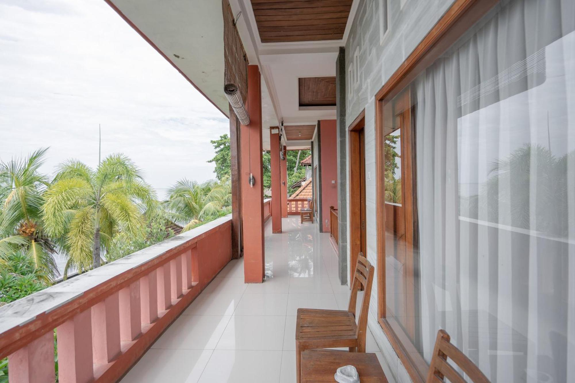 Rommeo Inn Lovina Mitra Reddoorz Temukus Exterior foto